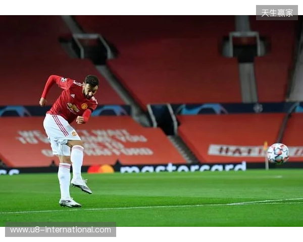 B费：拉什福德想要的传球方式很适合我们两人，他的前插非常出色