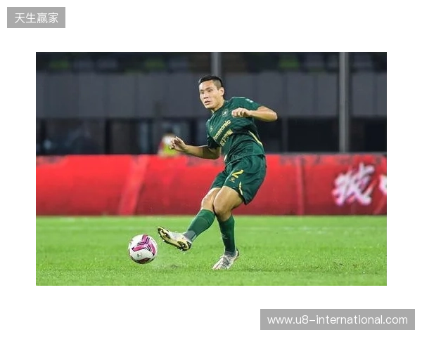 梁诺恒：父亲身体不好希望踢港超照顾他，盼浙江队能拿中超冠军