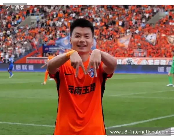 云南玉昆官方:罗竞等5人不再续约,恩里克、内内解约,马镇离队 云南玉昆官方:罗竞等5人不再续约,恩里克、内内解约,马镇离队