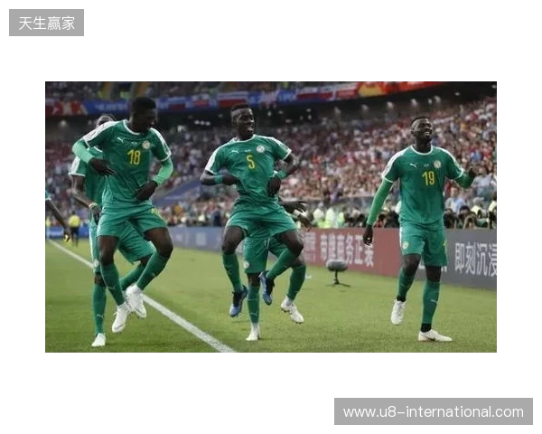 卡什:跟莱万并肩作战感觉很棒;希望能随波兰再踢一次世界杯