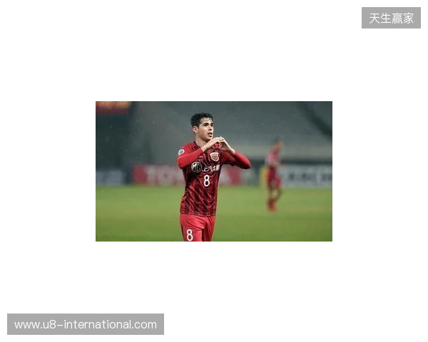 半场-约尼查助攻卡约、奥斯卡建功卡尔采夫双响 玉昆暂3-2新鹏城