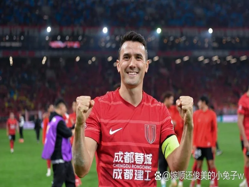 周定洋:很遗憾今天没能带回3分,但向所有人展现了成都精神